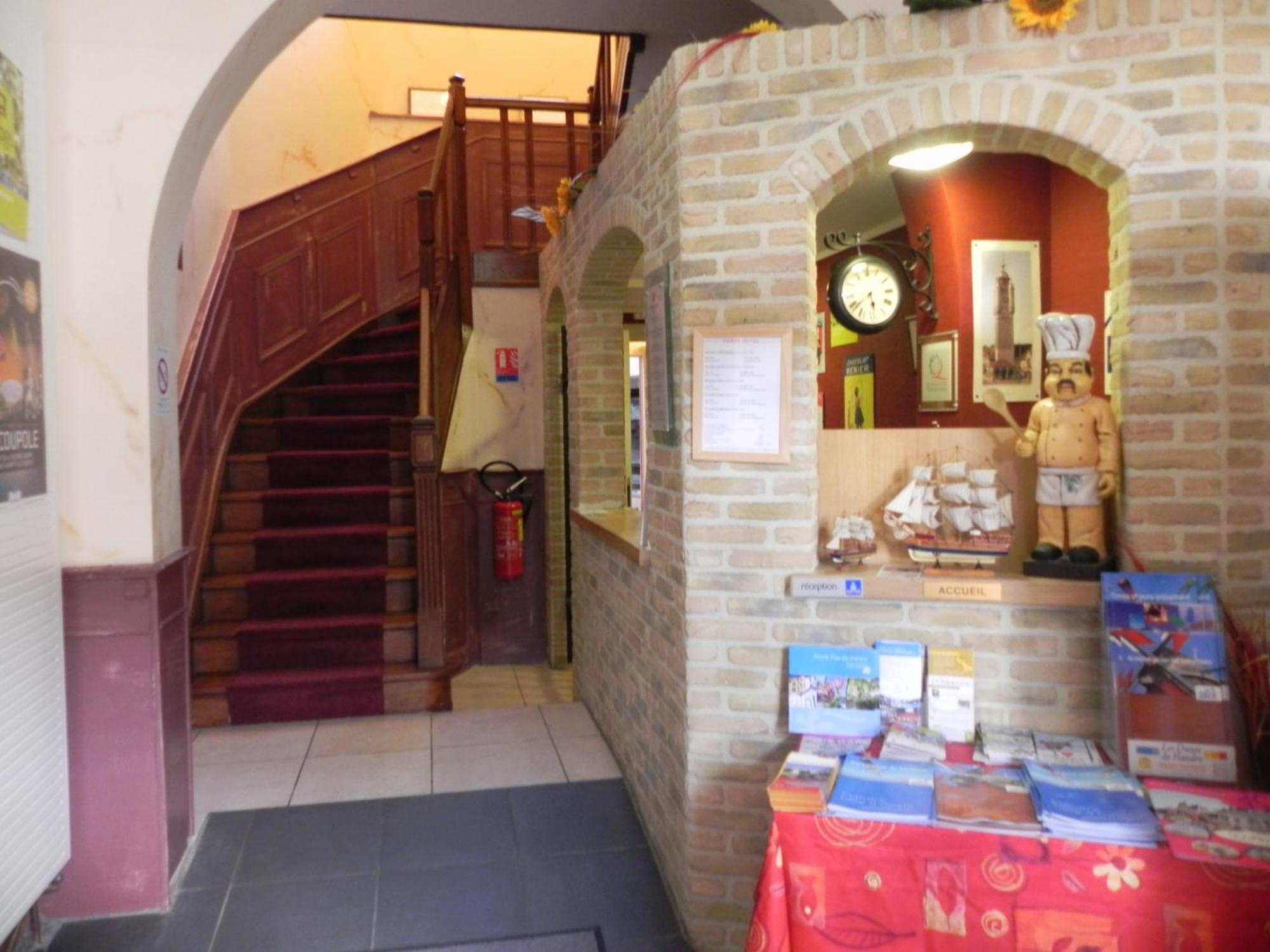 Hotel Au Tonnelier Bergues Exterior foto