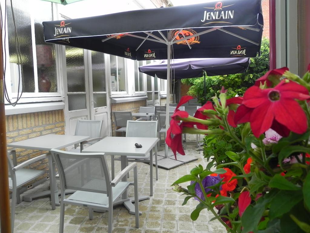 Hotel Au Tonnelier Bergues Exterior foto