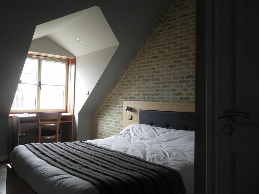 Hotel Au Tonnelier Bergues Zimmer foto